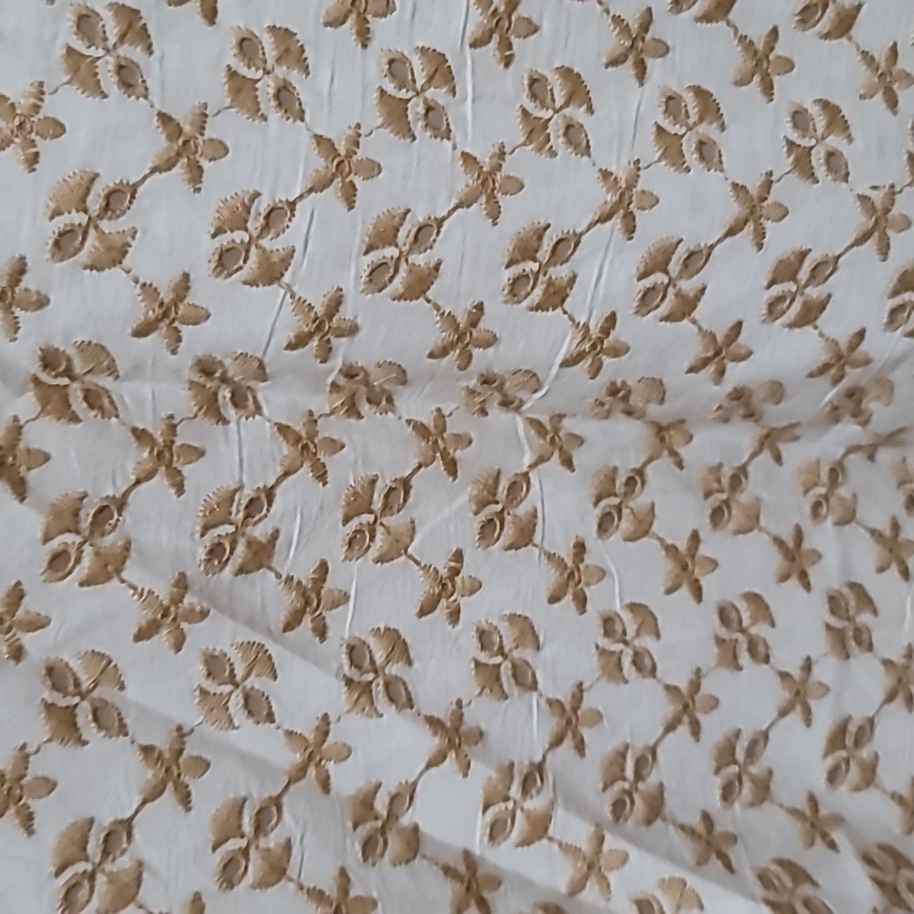 NWT- Loft embroidered top - Picture 2 of 9